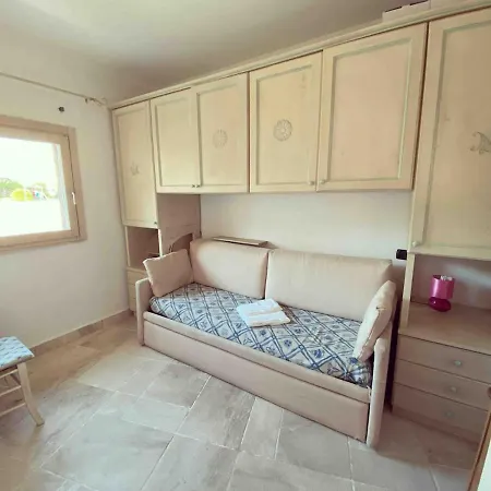 Casa Nina La Maddalena Apartment *