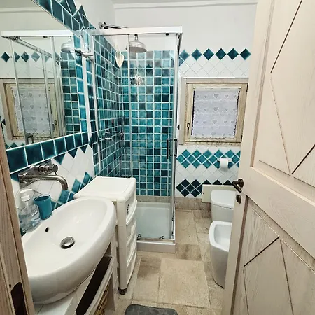 Casa Nina La Maddalena Apartment *